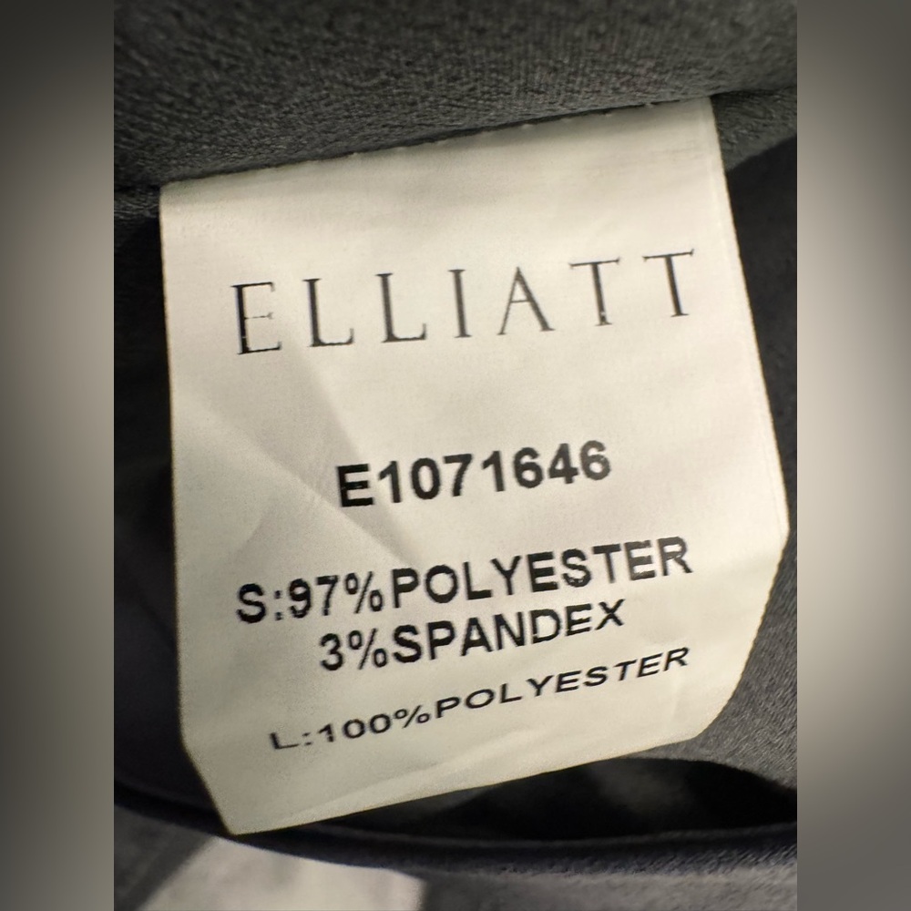 Elliatt Camo Asymmetric Satin Cocktail Dress
Elliatt - Picture 7 of 7